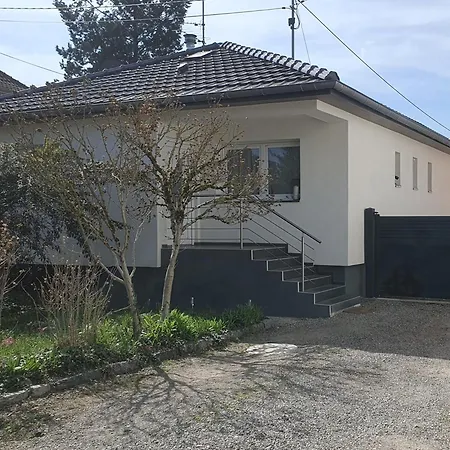 بيت للعطل Maison 5 Personnes *